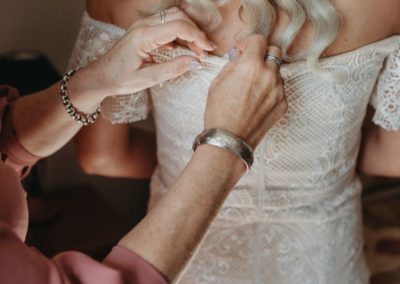 Bride Preps Colour (120 of 241)